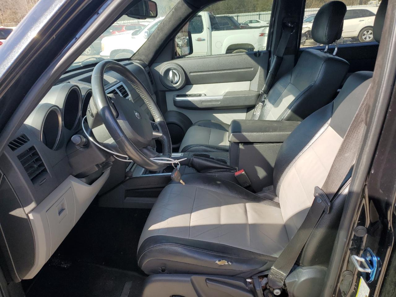 2010 Dodge Nitro VIN 1D4PU5GX7AW126649 Copart auction photo, front end / minor dent/scratches damage thumbnail 7