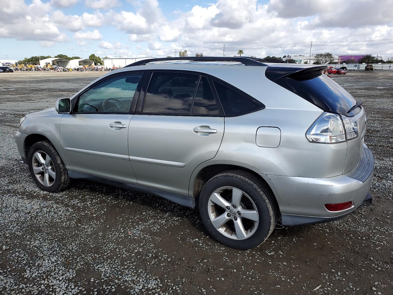 2004 Lexus RX VIN 2T2HA31U34C010872 Copart auction photo, front end / minor dent/scratches damage thumbnail 2