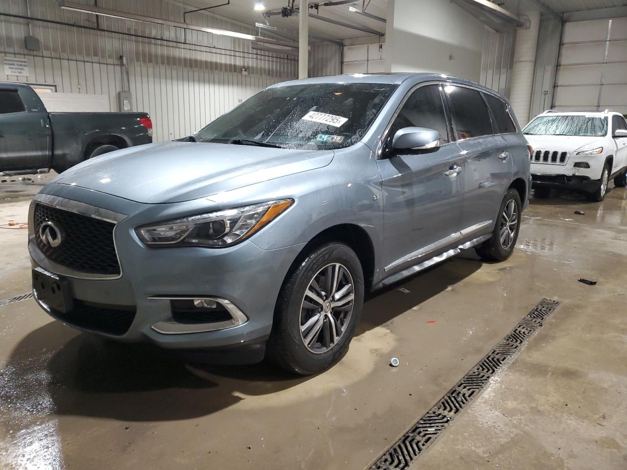 2018 Infiniti QX60 VIN 5N1DL0MM9JC520568