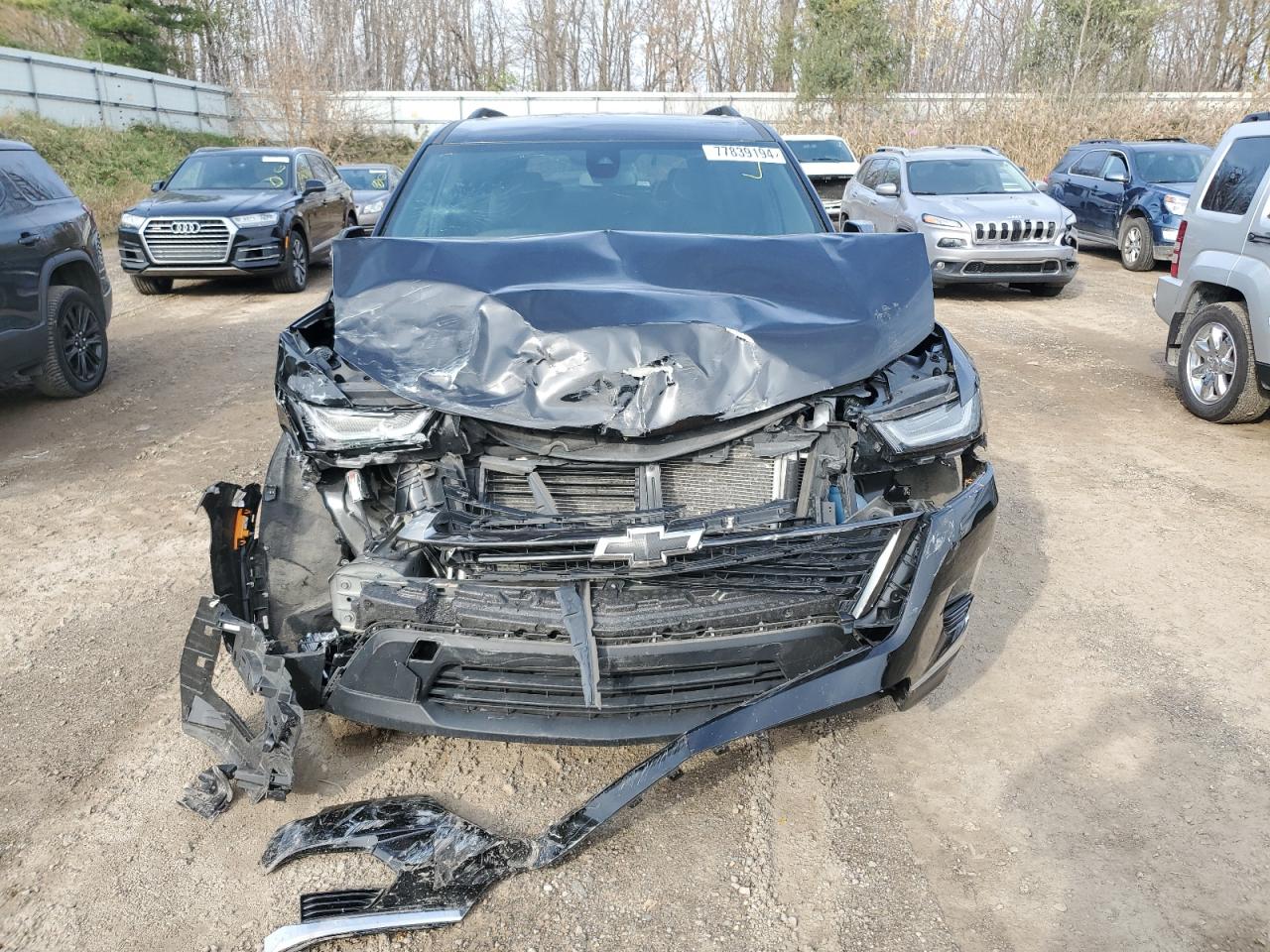 2022 Chevrolet Traverse VIN 1GNEVGKW9NJ109843 Copart auction photo, front end / side damage thumbnail 5