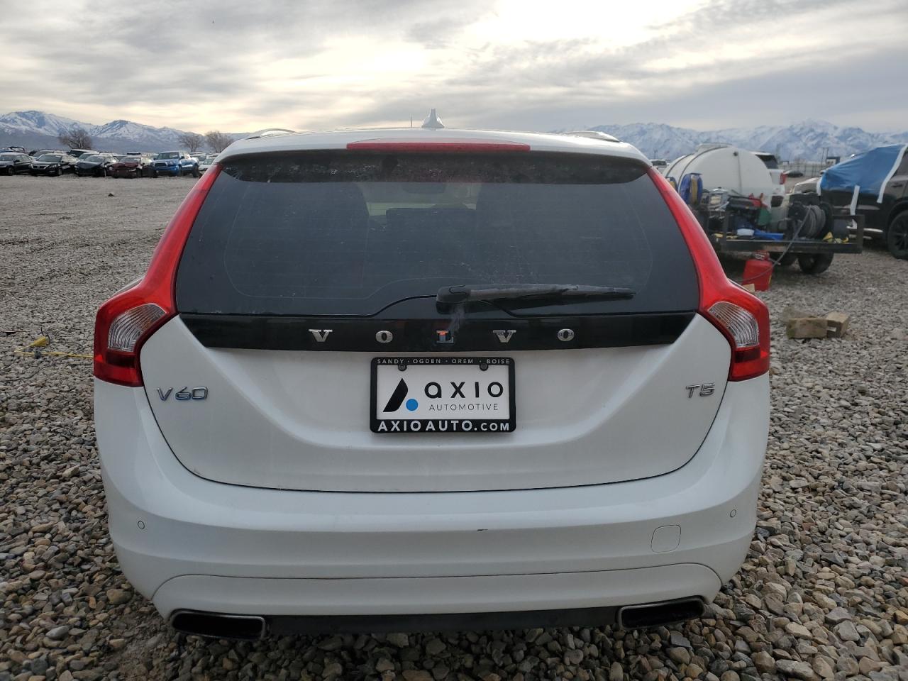 2016 Volvo V60 VIN YV140MEK3G1316185 Copart auction photo, front end damage thumbnail 6