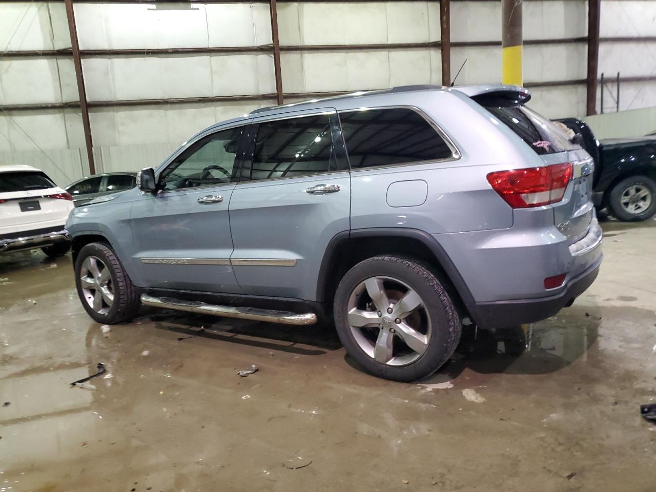 2013 Jeep Grand Cherokee VIN 1C4RJFBT3DC573395 Copart auction photo, front end damage thumbnail 2