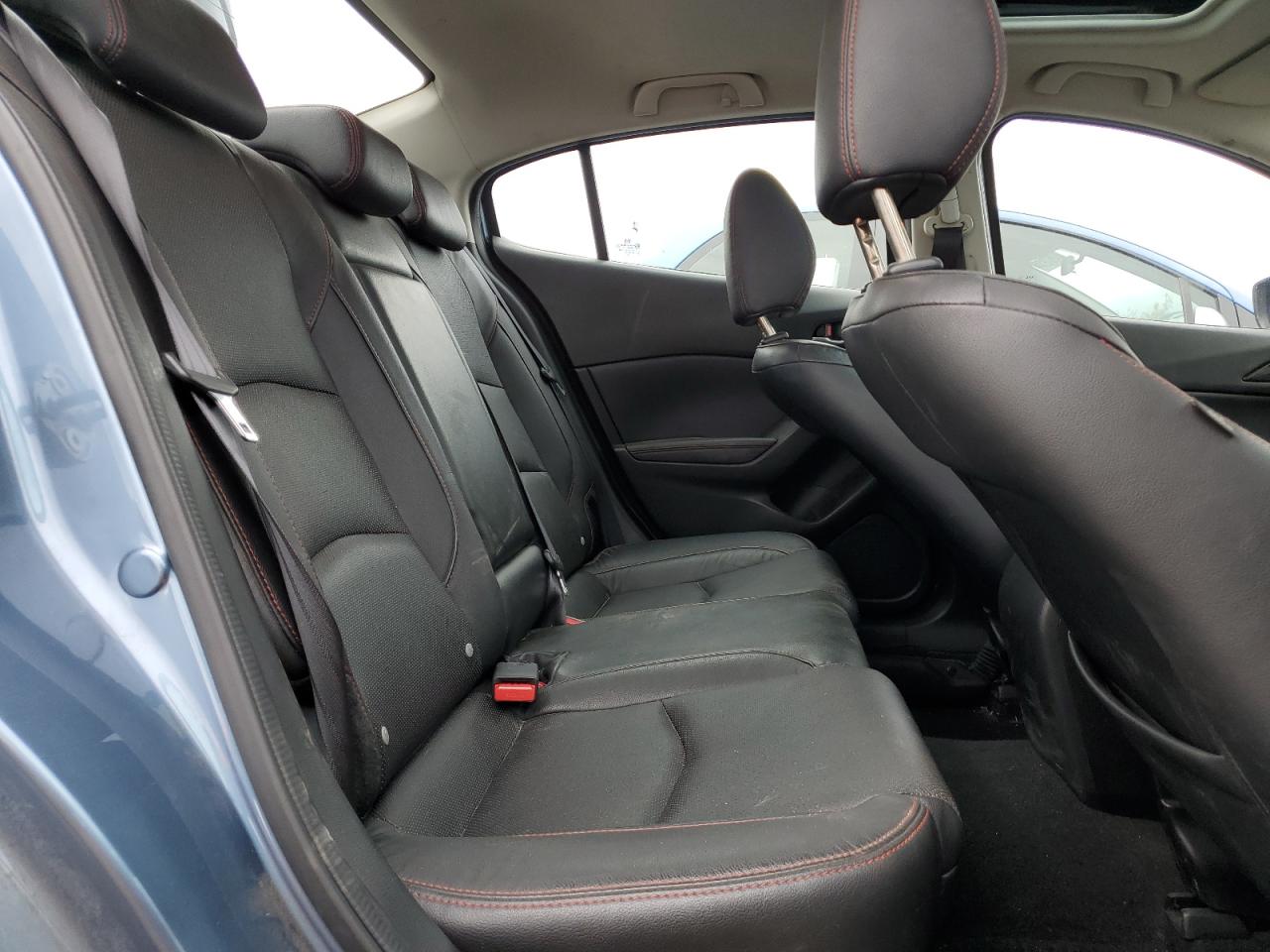 2015 Mazda 3 VIN JM1BM1W38F1240632 Copart auction photo, front end / minor dent/scratches damage thumbnail 10