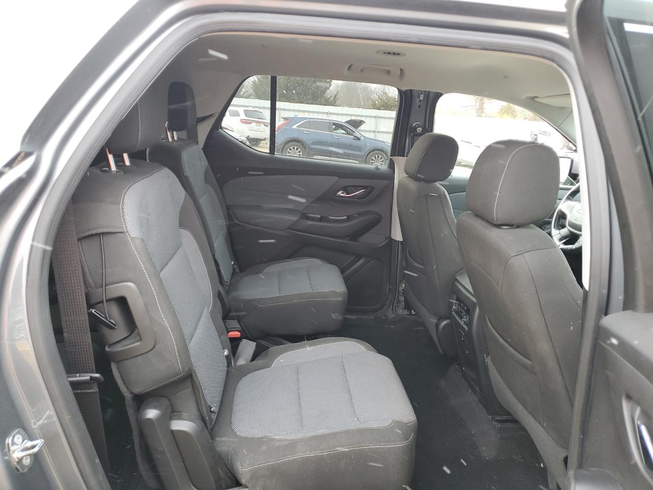 2018 Chevrolet Traverse VIN 1GNEVGKW5JJ113494 Copart auction photo, side / front end damage thumbnail 11