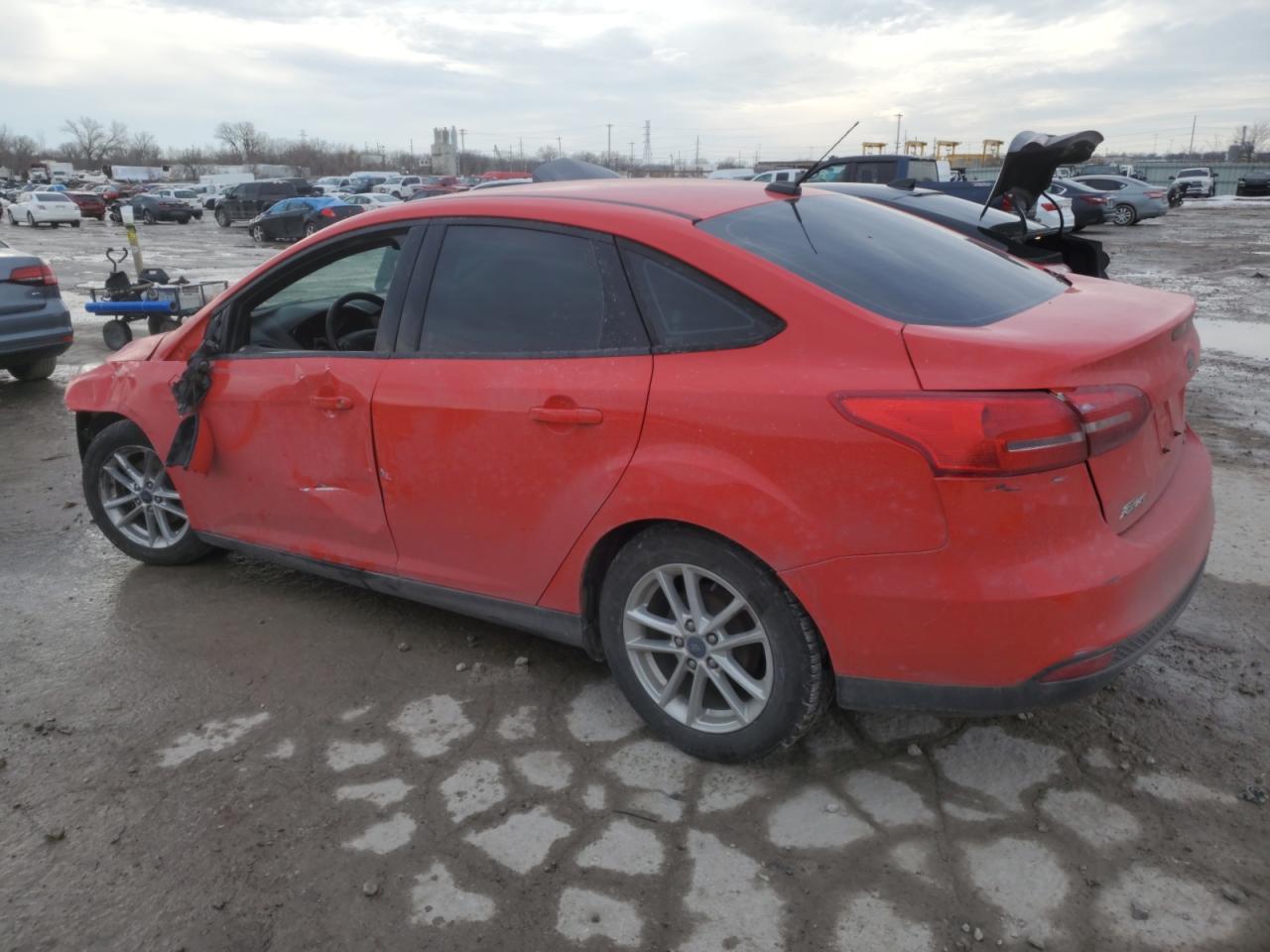 2016 Ford Focus VIN 1FADP3F24GL328818 Copart auction photo, side / front end damage thumbnail 2