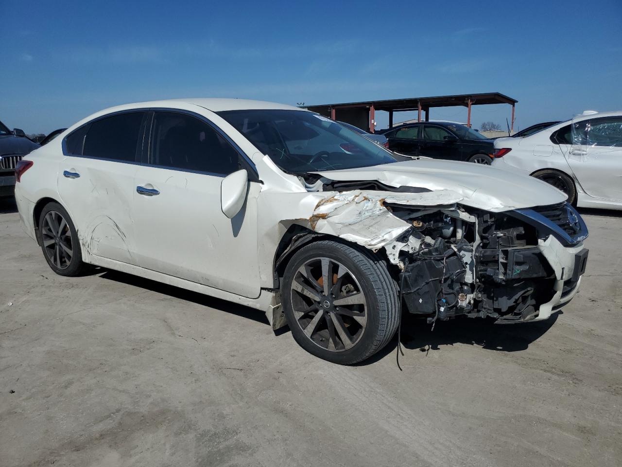 2018 Nissan Altima VIN 1N4AL3AP6JC115104 Copart auction photo, front end / side damage thumbnail 4