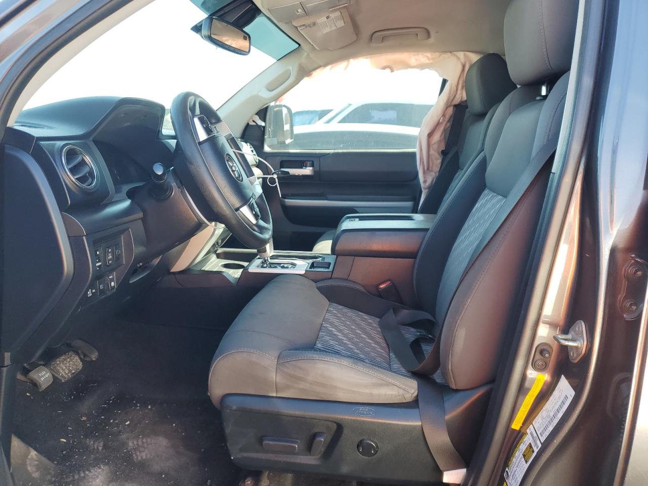 2018 Toyota Tundra VIN 5TFEY5F18JX242054 Copart auction photo, side / minor dent/scratches damage thumbnail 7