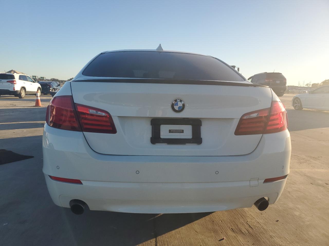 2012 BMW 5er VIN WBAFR7C51CC811175 Copart auction photo, mechanical damage thumbnail 6