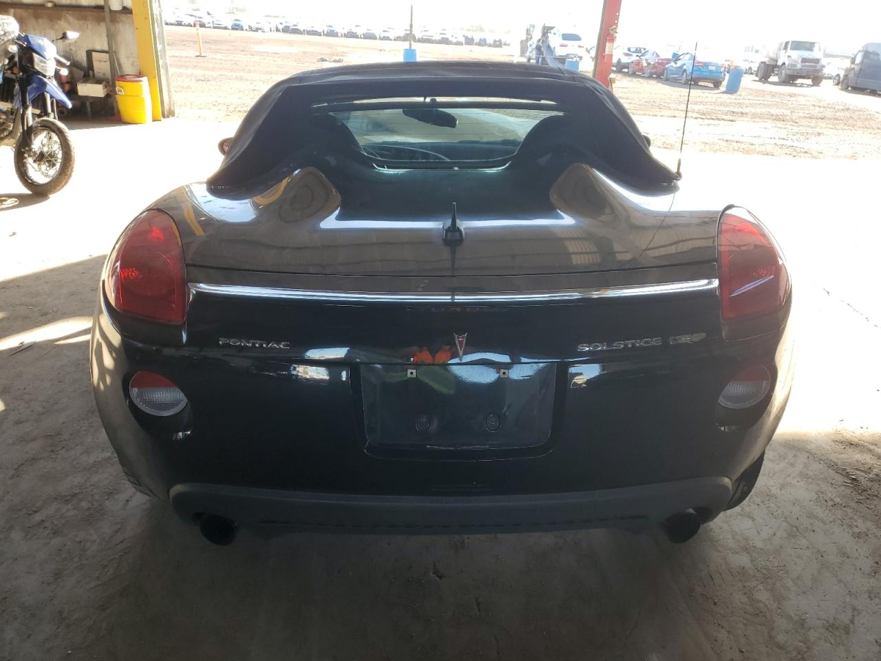 2008 Pontiac Solstice VIN 1G2MF35X18Y116364 Copart auction photo, front end / side damage thumbnail 6