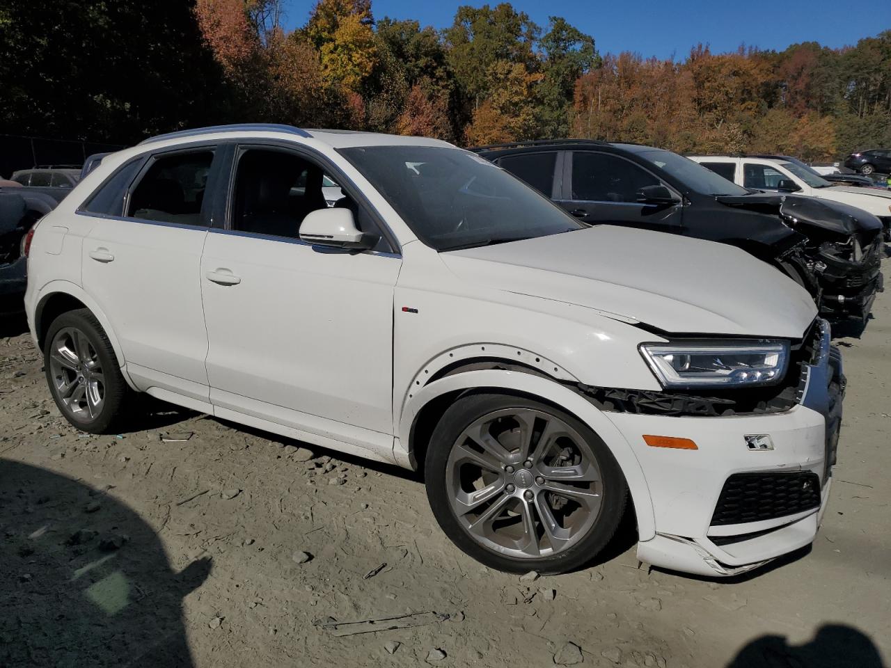 2018 Audi Q3 VIN WA1JCCFS8JR027508 Copart auction photo, front end damage thumbnail 4