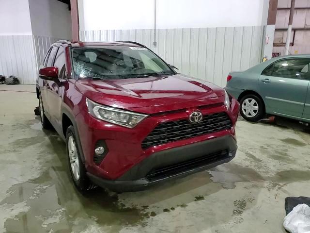 2019 Toyota RAV 4 VIN JTMP1RFV8KD004912 Copart auction photo, front end / side damage thumbnail 15