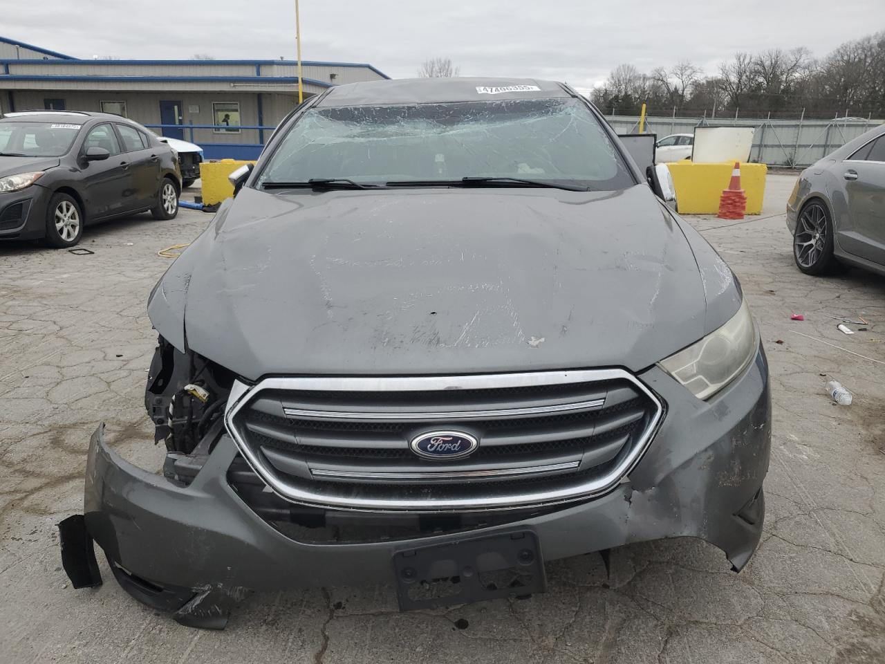 2014 Ford Taurus VIN 1FAHP2F84EG183334 Copart auction photo, front end / side damage thumbnail 5