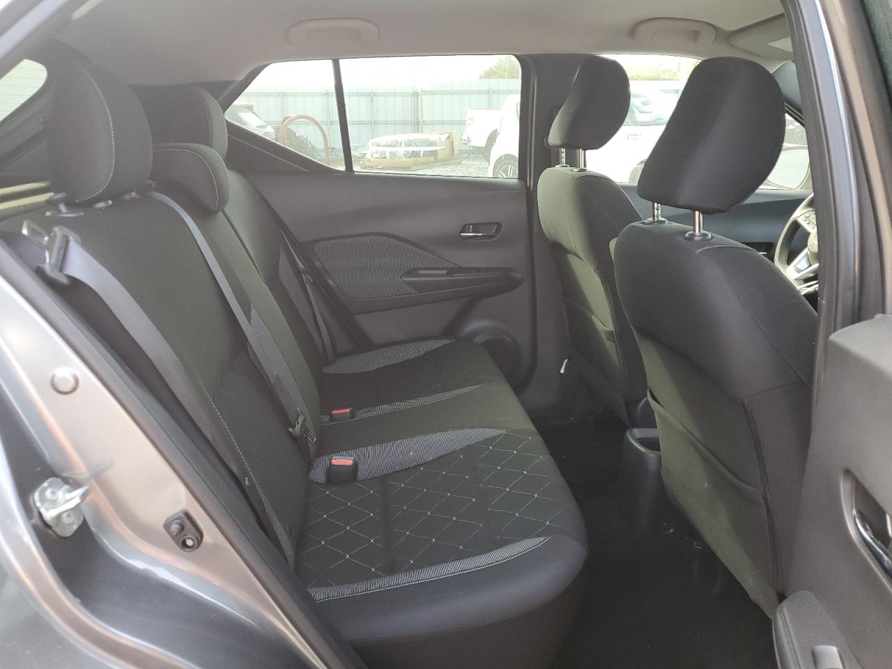 2019 Nissan Kicks VIN 3N1CP5CU8KL508956 Copart auction photo, water/flood damage thumbnail 11