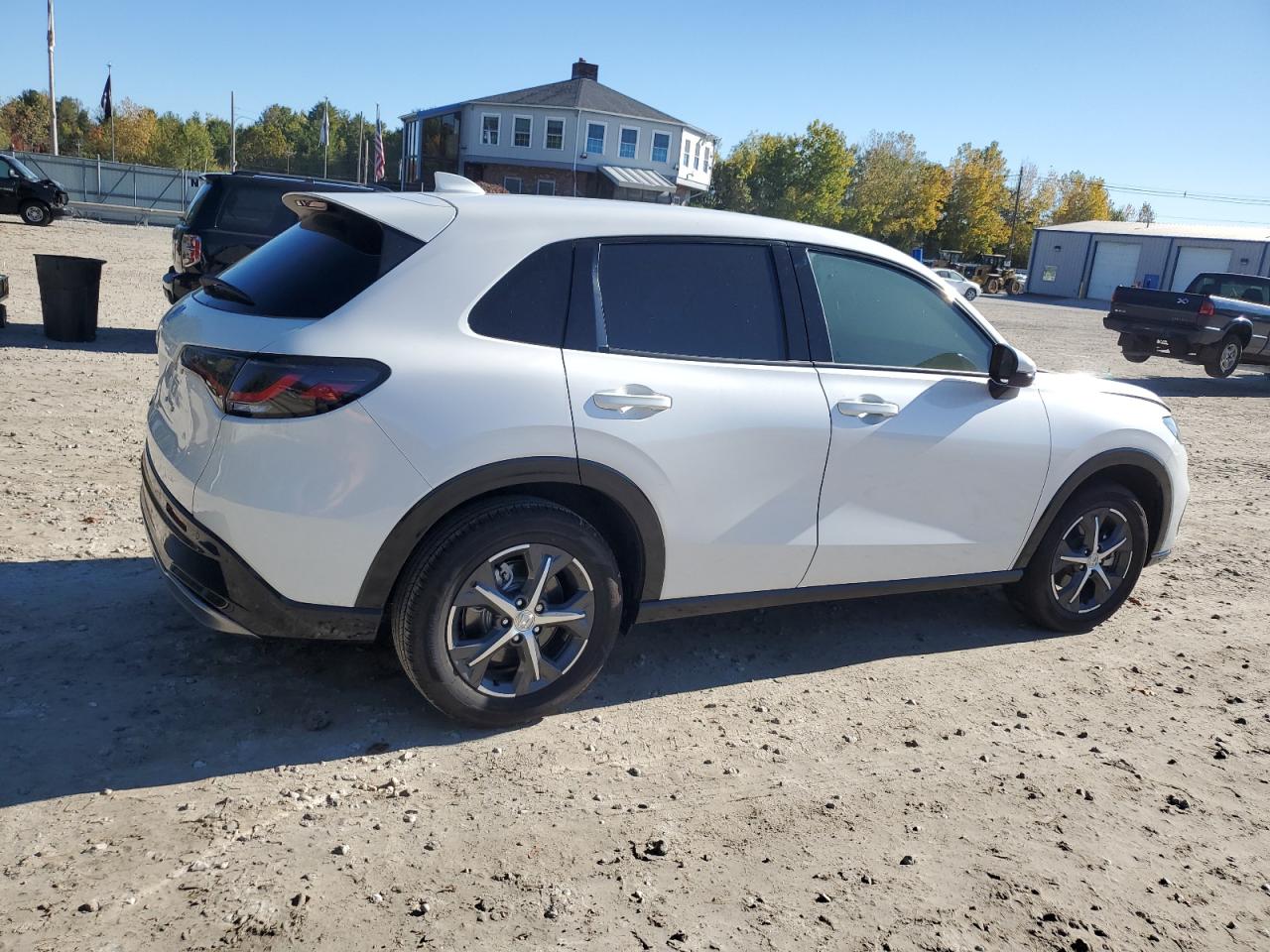 2024 Honda HR-V VIN 3CZRZ2H74RM773052 Copart auction photo, burn - interior / minor dent/scratches damage thumbnail 3