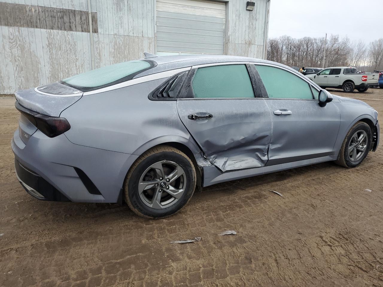 2021 KIA K5 VIN 5XXG14J23MG013512 Copart auction photo, side / front end damage thumbnail 3