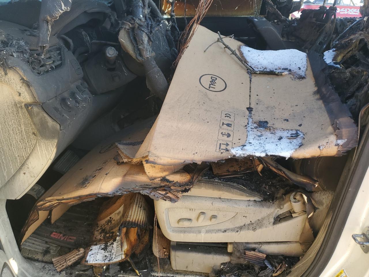 2015 GMC Yukon VIN 1GKS2CKJXFR509337 Copart auction photo, burn damage thumbnail 7
