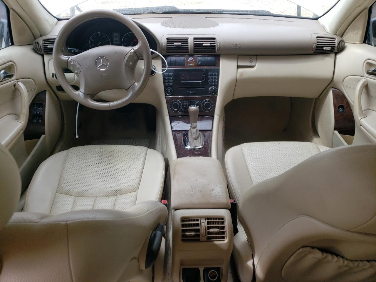 2005 Mercedes-Benz C-klasse VIN WDBRH61J45F597196 Copart auction photo, undercarriage / rear end damage thumbnail 8