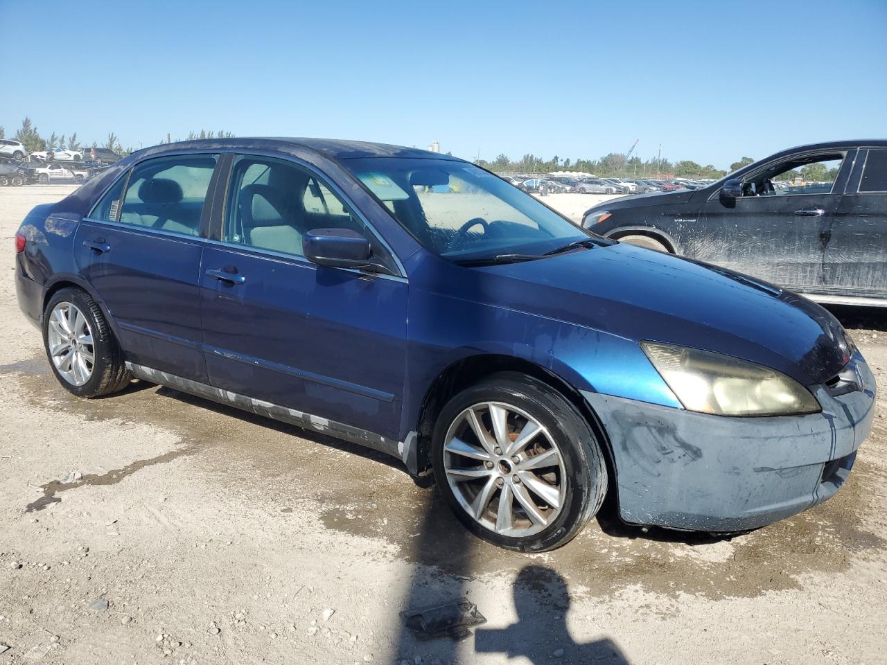 2005 Honda Accord VIN 1HGCM56465A153364 Copart auction photo, mechanical / minor dent/scratches damage thumbnail 4