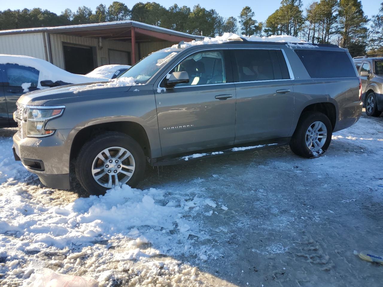 2018 Chevrolet Suburban VIN 1GNSKHKC6JR400013