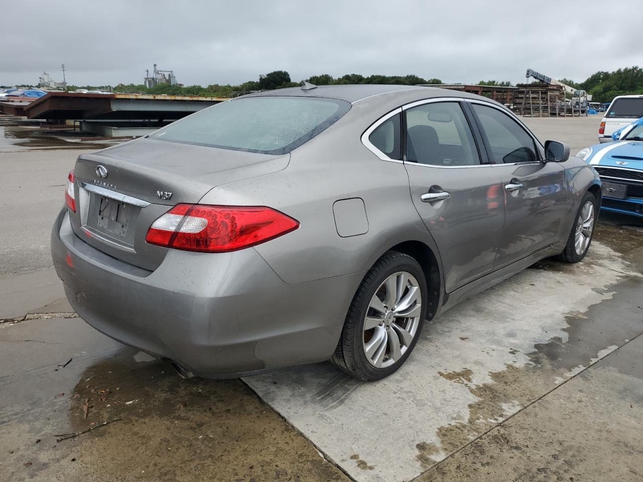 2012 Infiniti M VIN JN1BY1AP9CM333056 Copart auction photo, water/flood damage thumbnail 3