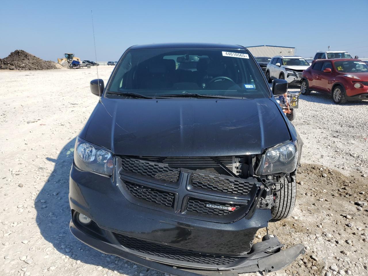 2017 Dodge Caravan VIN 2C4RDGCG9HR662125 Copart auction photo, rear end / front end damage thumbnail 5