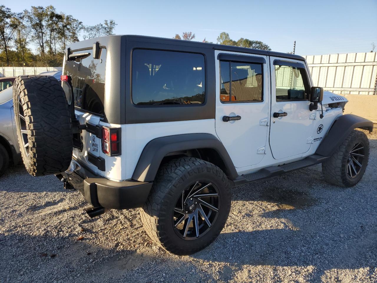 2017 Jeep Wrangler VIN 1C4BJWDG5HL645592 Copart auction photo, front end damage thumbnail 3