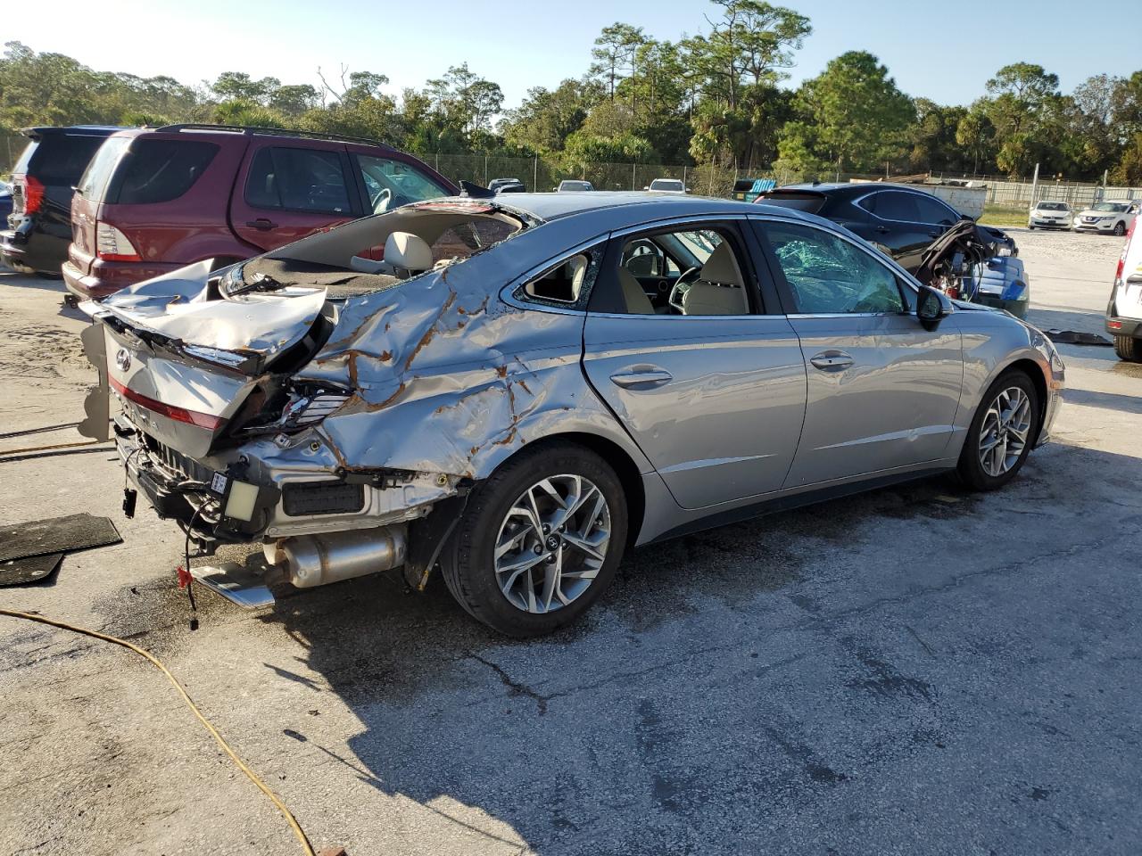 2023 Hyundai Sonata VIN KMHL64JA5PA291055 Copart auction photo, all over / minor dent/scratches damage thumbnail 3