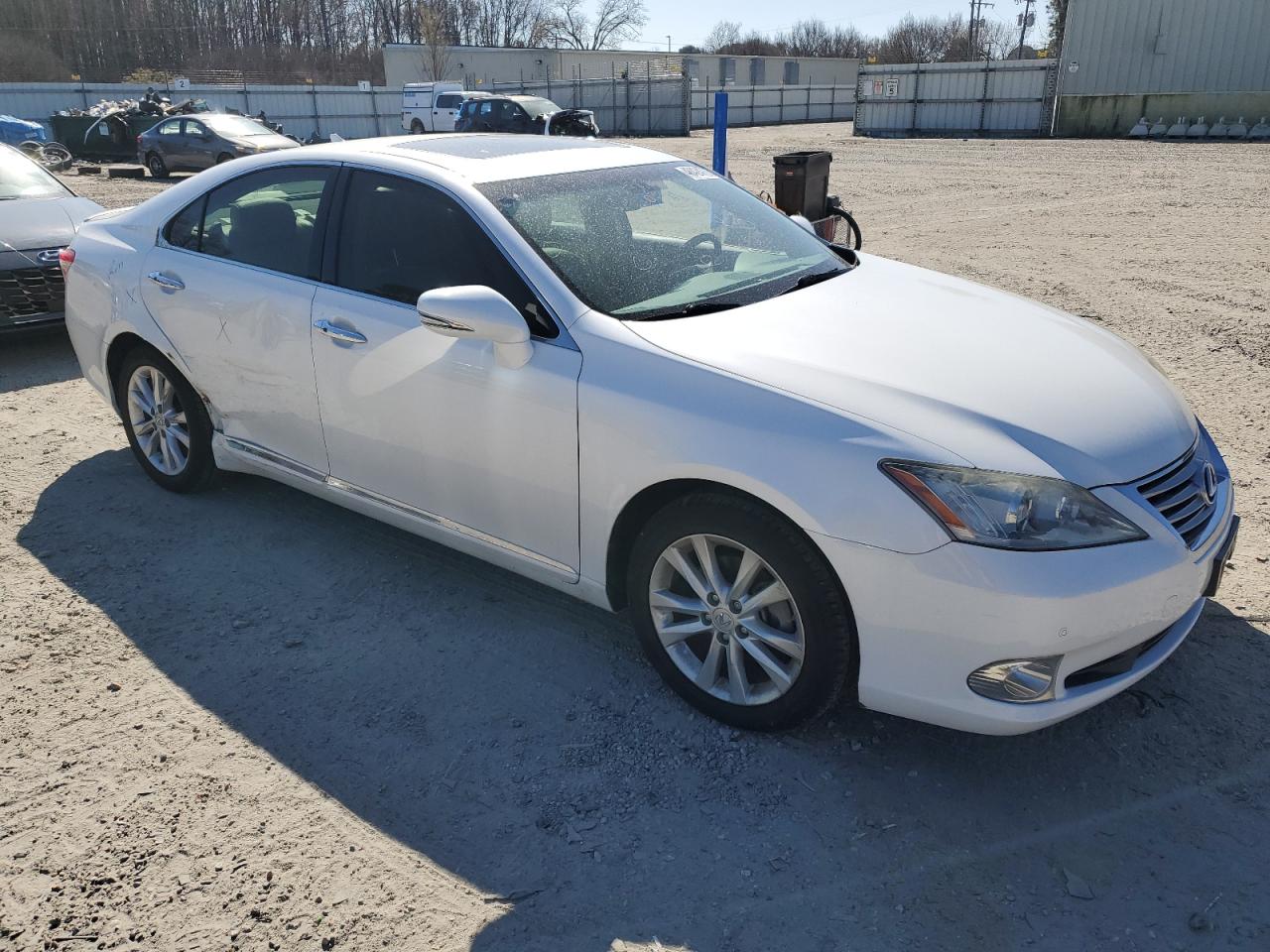 2011 Lexus ES VIN JTHBK1EG2B2460815 Copart auction photo, side / minor dent/scratches damage thumbnail 4