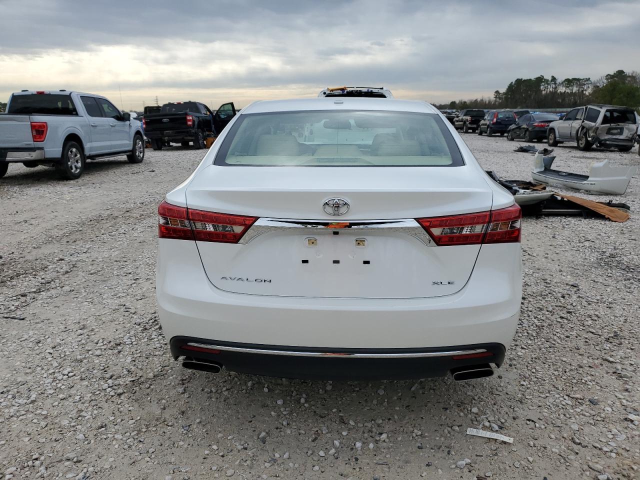 2017 Toyota Avalon VIN 4T1BK1EB8HU264313 Copart auction photo, front end damage thumbnail 6