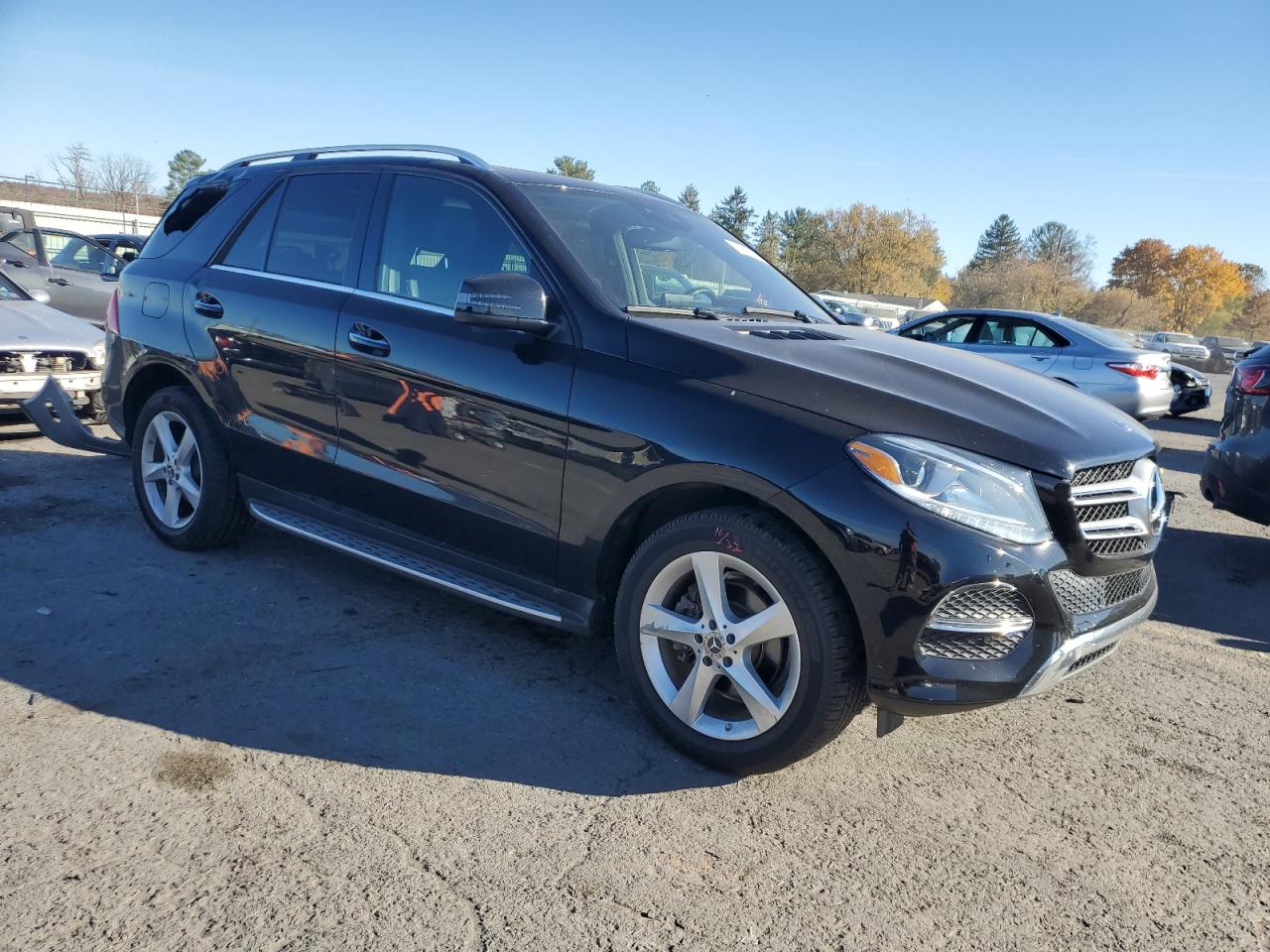 2017 Mercedes-Benz GLE VIN 4JGDA5HB9HA930921 Copart auction photo, side damage thumbnail 4