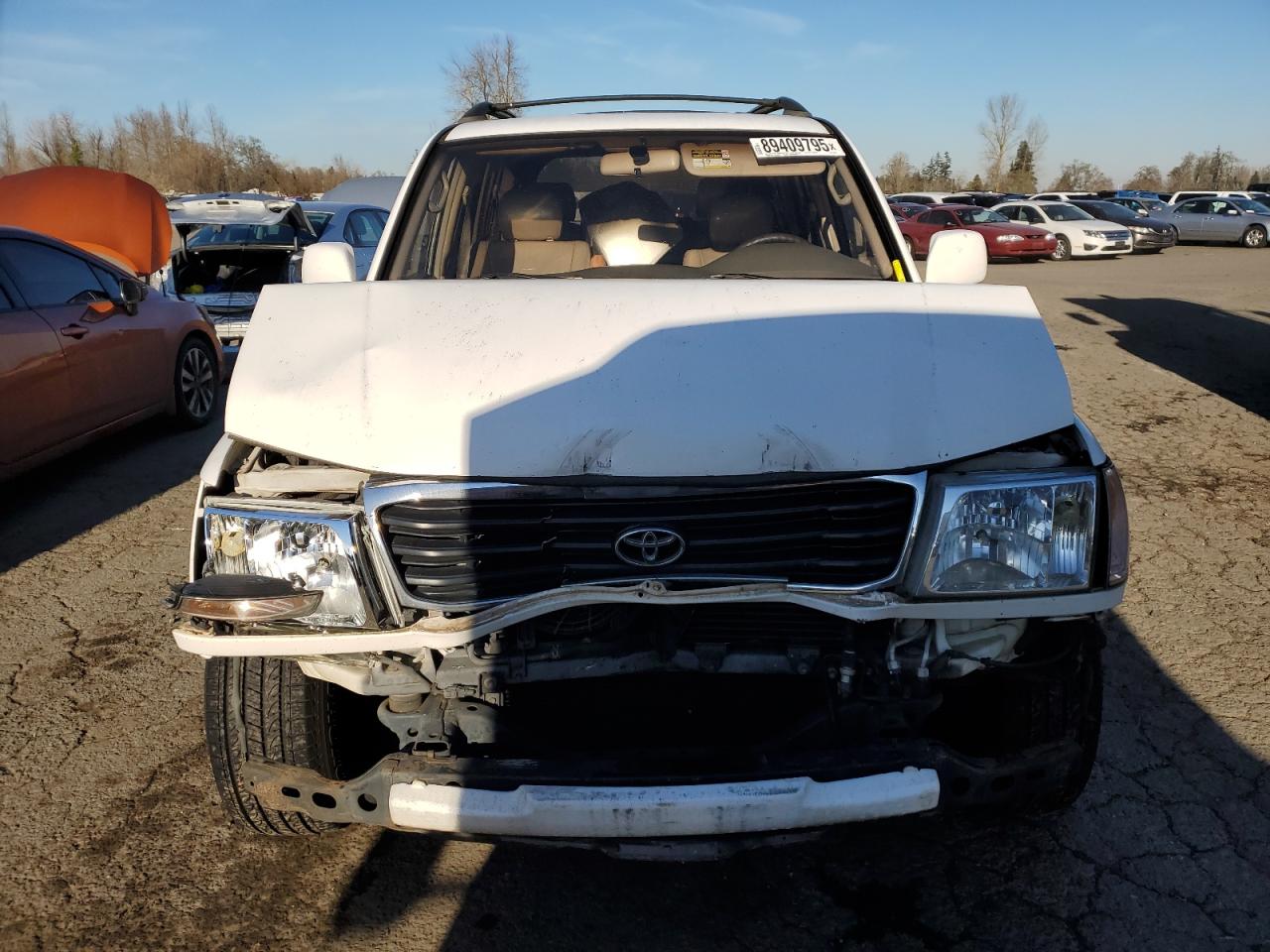 2000 Toyota Land Cruiser VIN JT3HT05J5Y0105435 Copart auction photo, front end damage thumbnail 5