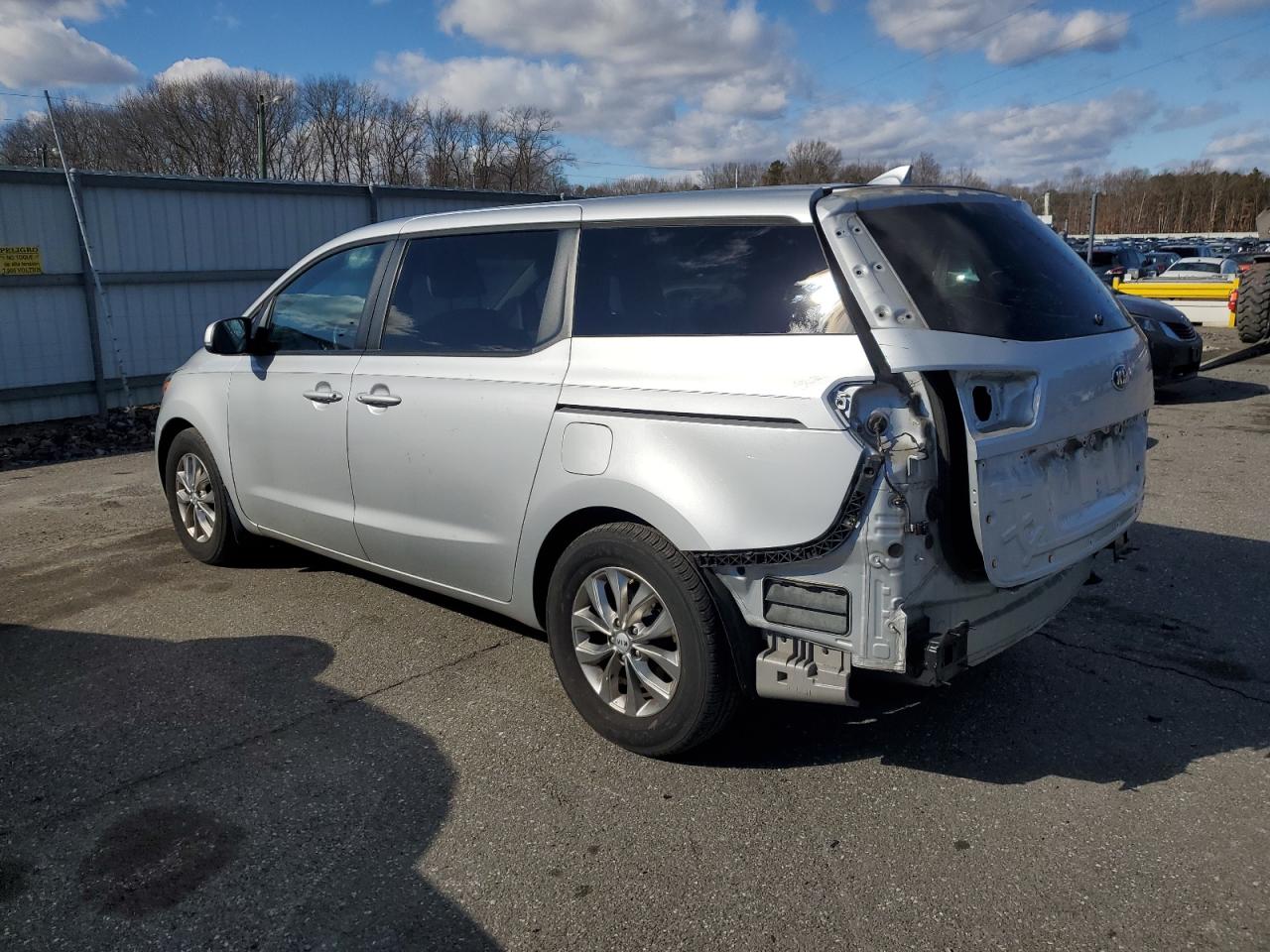 2019 KIA Sedona VIN KNDMB5C16K6534486 Copart auction photo, rear end damage thumbnail 2