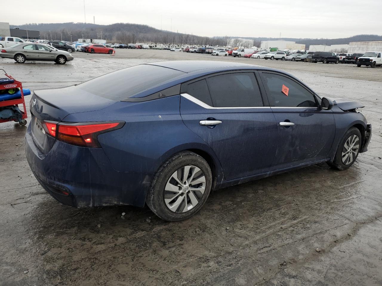 2021 Nissan Altima VIN 1N4BL4BV3MN300081 Copart auction photo, front end damage thumbnail 3