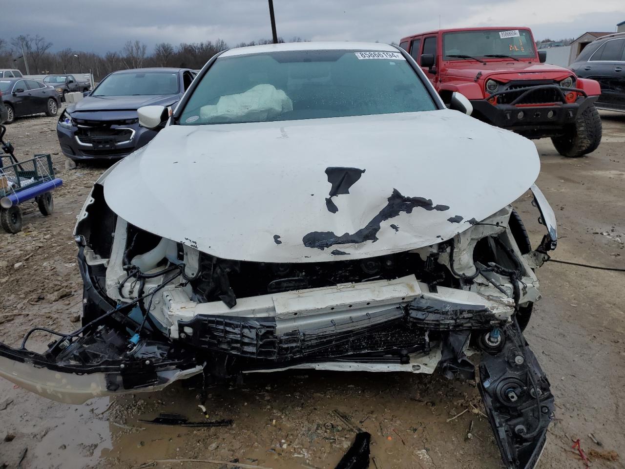 2017 Honda Accord VIN 1HGCR2F5XHA155065 Copart auction photo, front end damage thumbnail 5