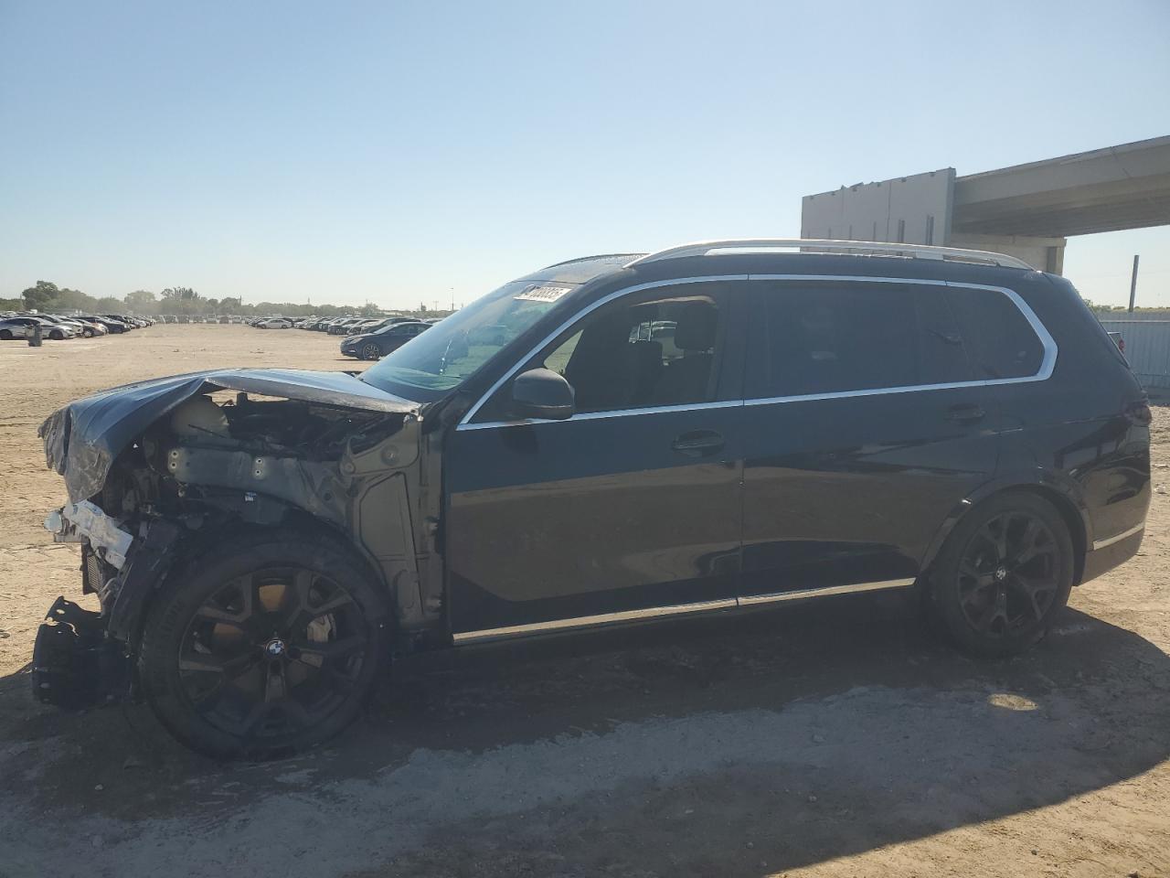 2024 BMW X7 VIN 5UX23EM09R9T85217 - Copart auction photo