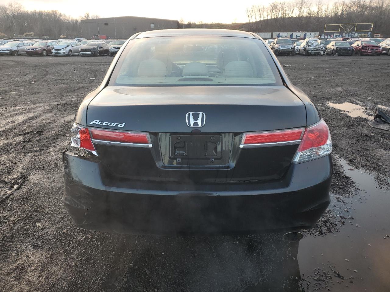 2011 Honda Accord VIN 1HGCP2F35BA093148 Copart auction photo, rear end / minor dent/scratches damage thumbnail 6