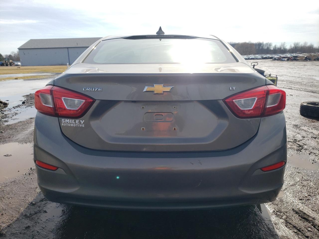 2018 Chevrolet Cruze VIN 1G1BE5SM8J7235447 Copart auction photo, front end damage thumbnail 6