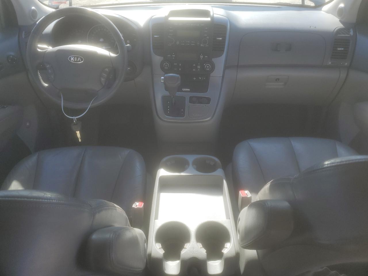 2008 KIA Sedona VIN KNDMB233586232633 Copart auction photo, front end damage thumbnail 8