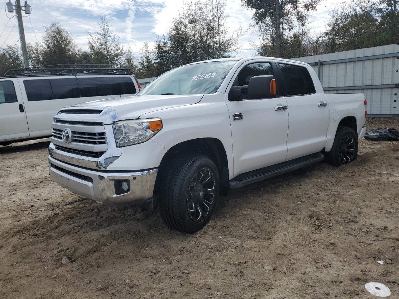 2014 Toyota Tundra VIN 5TFAY5F17EX359886