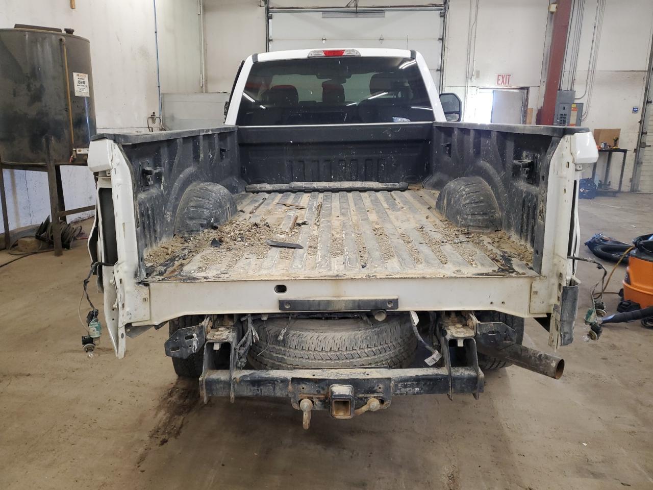 2019 Ford F250 VIN 1FTBF2B6XKED11932 Copart auction photo, rear end / side damage thumbnail 6