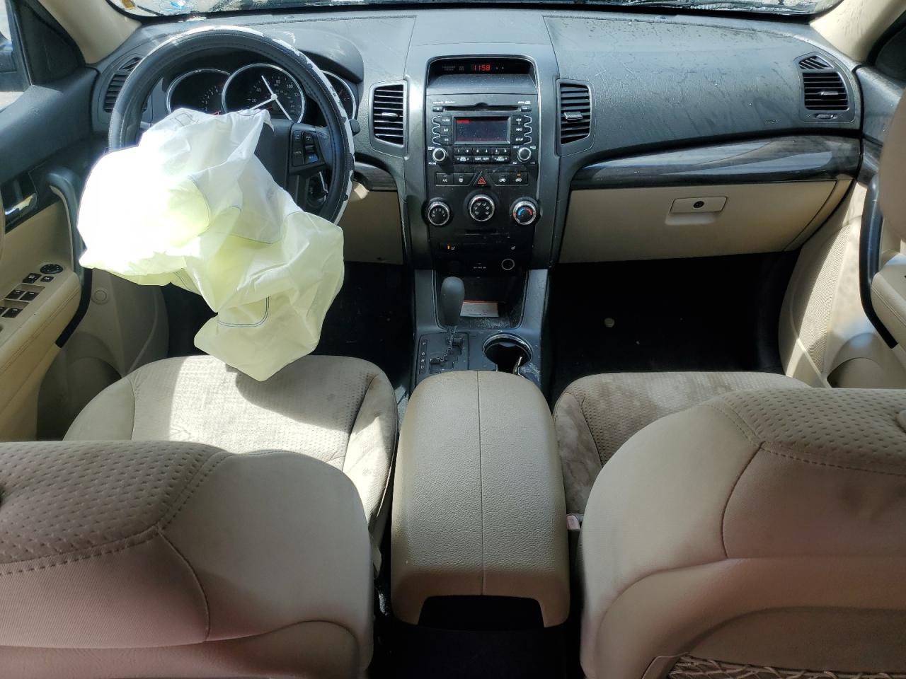 2011 KIA Sorento VIN 5XYKT4A14BG143660 Copart auction photo, front end damage thumbnail 8