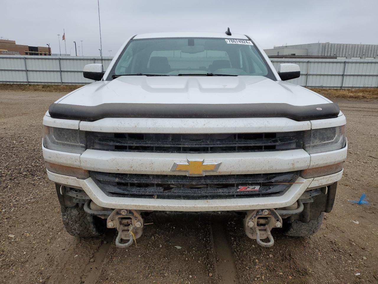 2016 Chevrolet Silverado VIN 3GCUKREC2GG269822 Copart auction photo, front end / side damage thumbnail 5