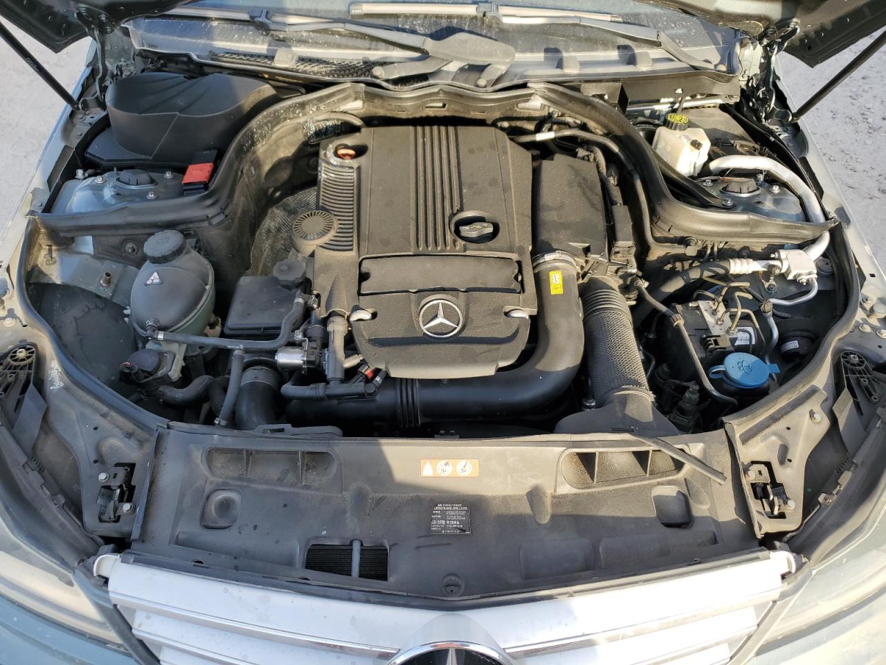 2012 Mercedes-Benz C-klasse VIN WDDGF4HB9CA614902 Copart auction photo, rear end damage thumbnail 11