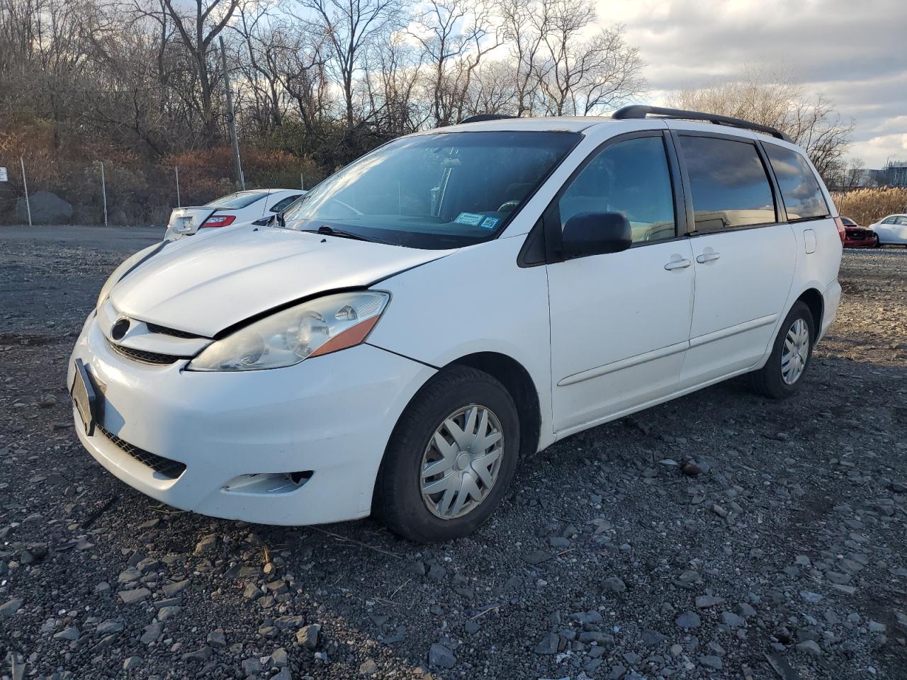 2007 Toyota Sienna VIN 5TDZK23C67S088417