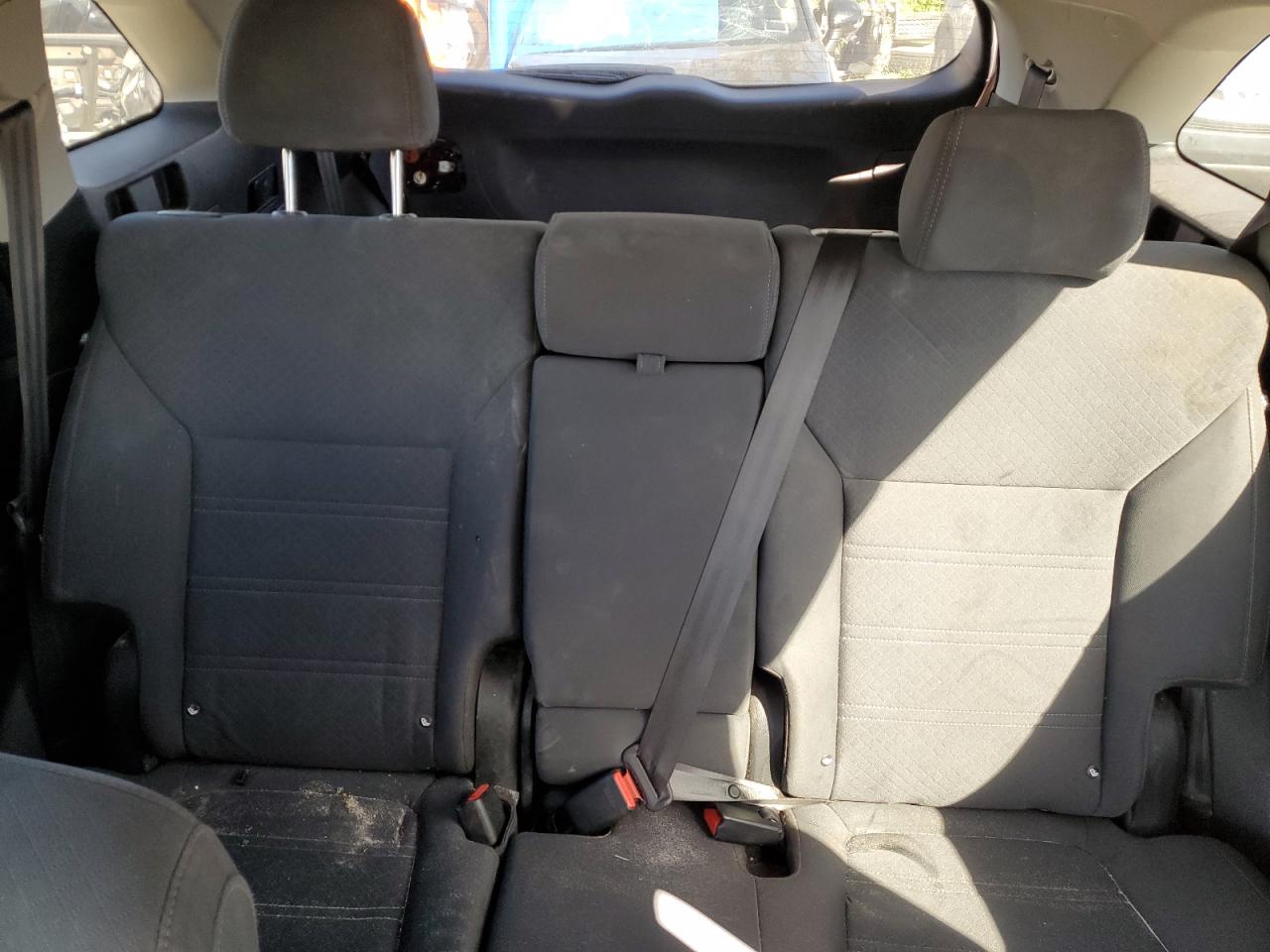 2019 KIA Sorento VIN 5XYPG4A38KG565880 Copart auction photo, rear end / front end damage thumbnail 10