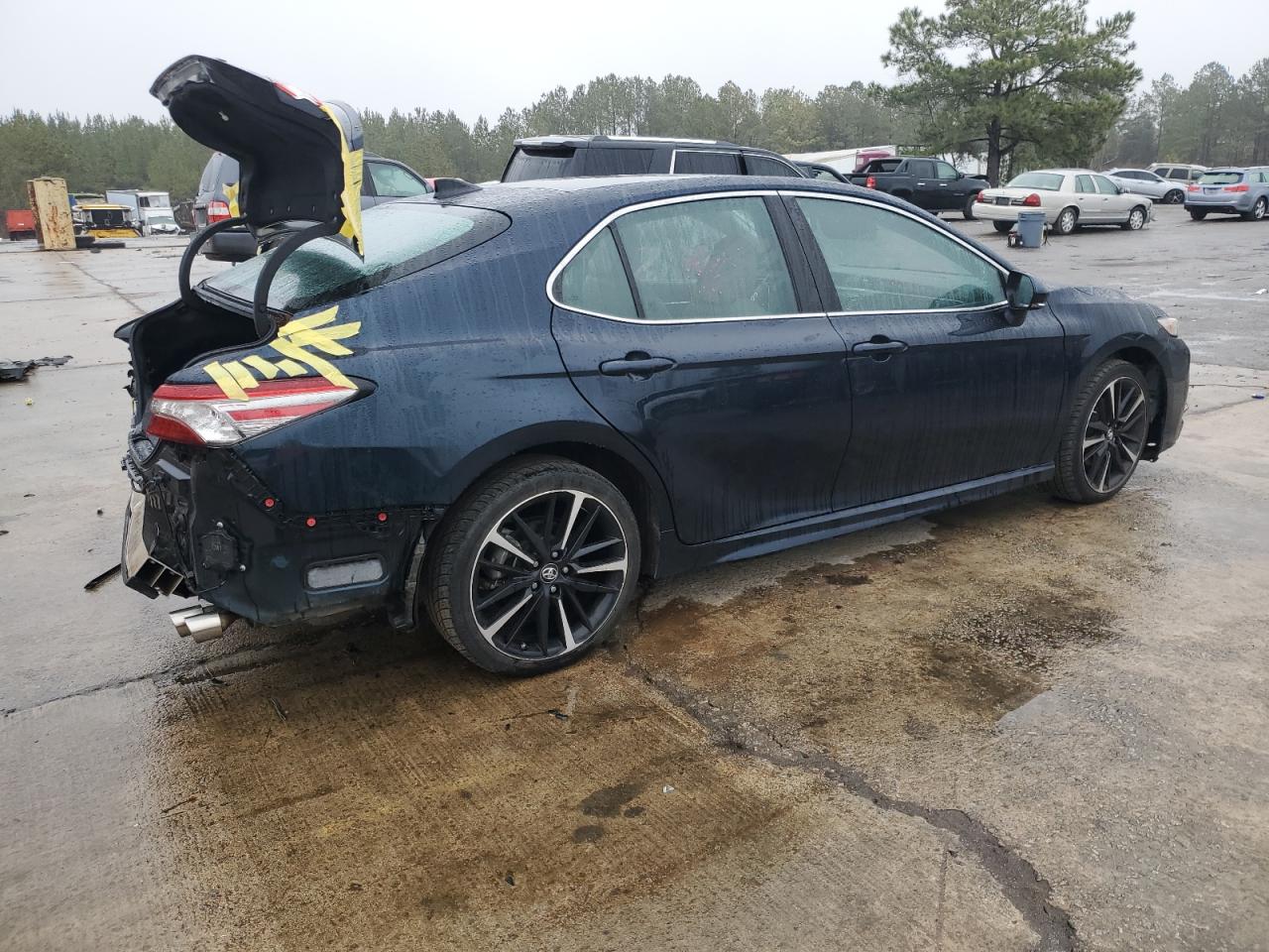 2019 Toyota Camry VIN 4T1B61HK6KU832078 Copart auction photo, rear end damage thumbnail 3