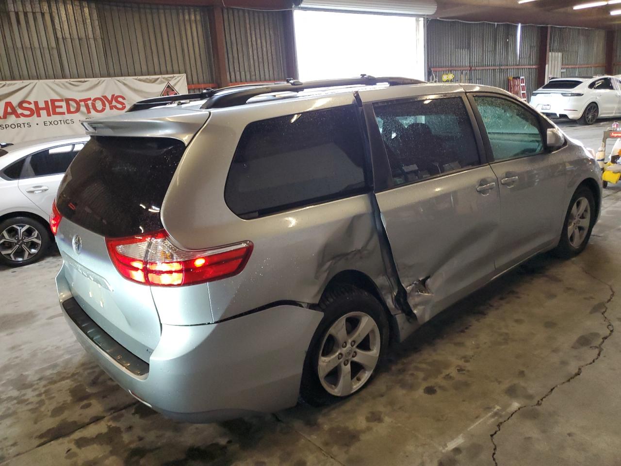 2017 Toyota Sienna VIN 5TDKZ3DC0HS794771 Copart auction photo, all over damage thumbnail 3