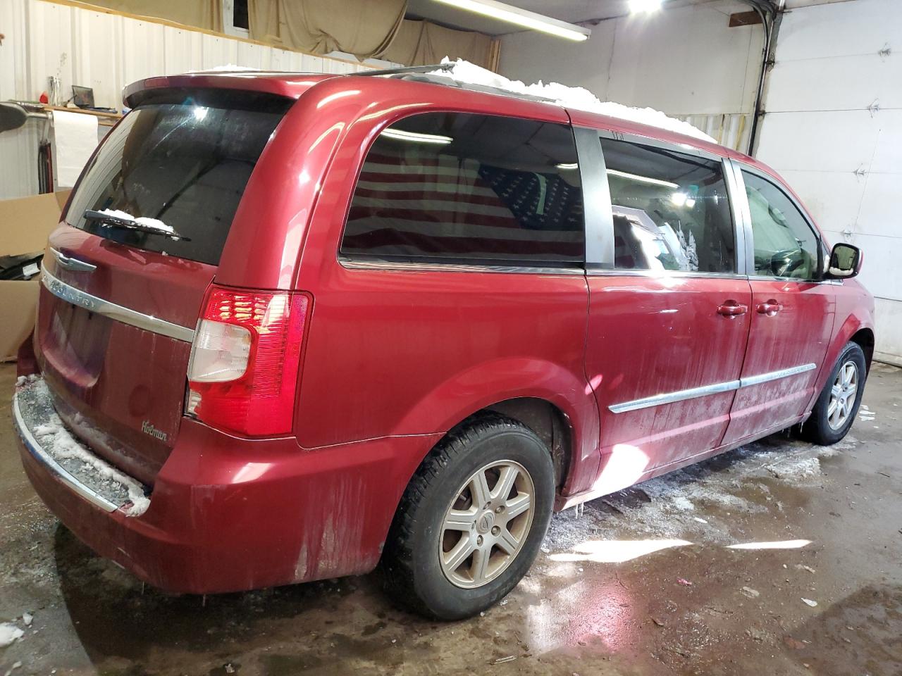2012 Chrysler Town & Country VIN 2C4RC1BG3CR424975 Copart auction photo, front end / minor dent/scratches damage thumbnail 3
