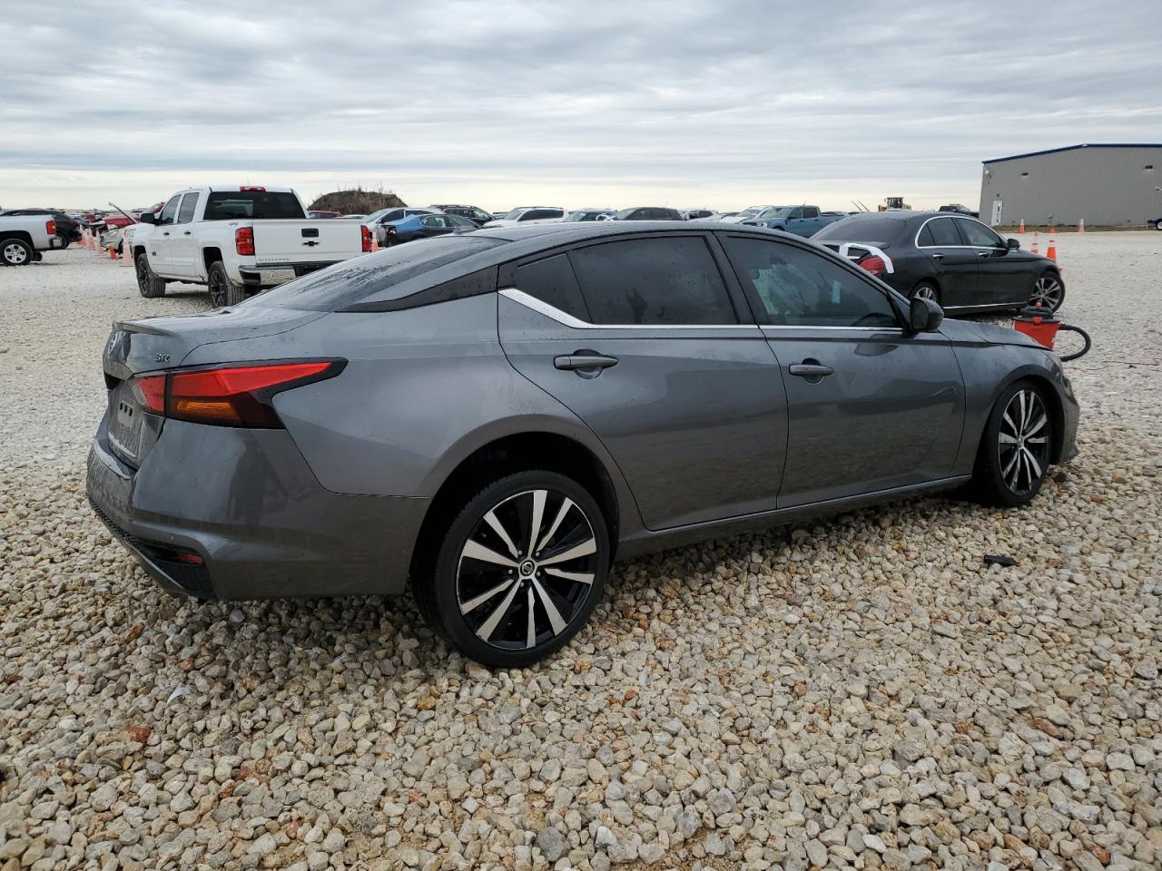 2021 Nissan Altima VIN 1N4BL4CV6MN408046 Copart auction photo, side / front end damage thumbnail 3