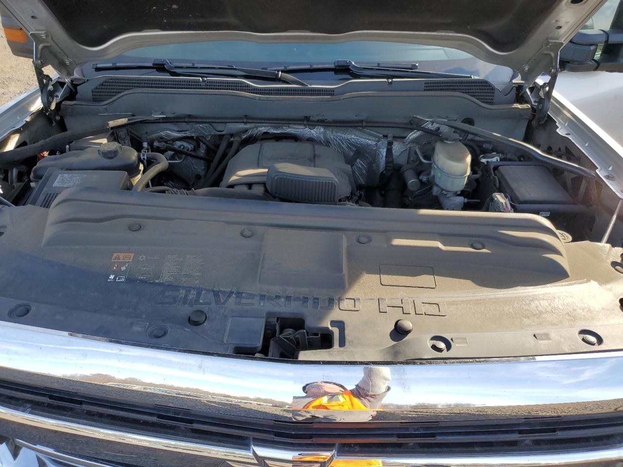 2016 Chevrolet Silverado VIN 1GC1KVEG5GF304661 Copart auction photo, front end / side damage thumbnail 12